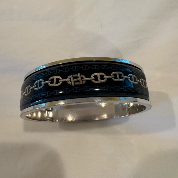 Hermès enamel bracelet - Picture 1 of 11